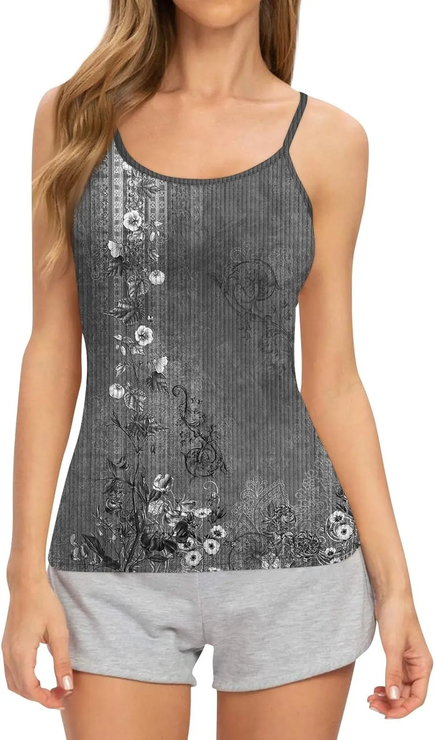 Adjustable Spaghetti Strap Tank Top Plus Size Summer Camisole Crew Neck Stretchy Ribbed Vacation Outfits