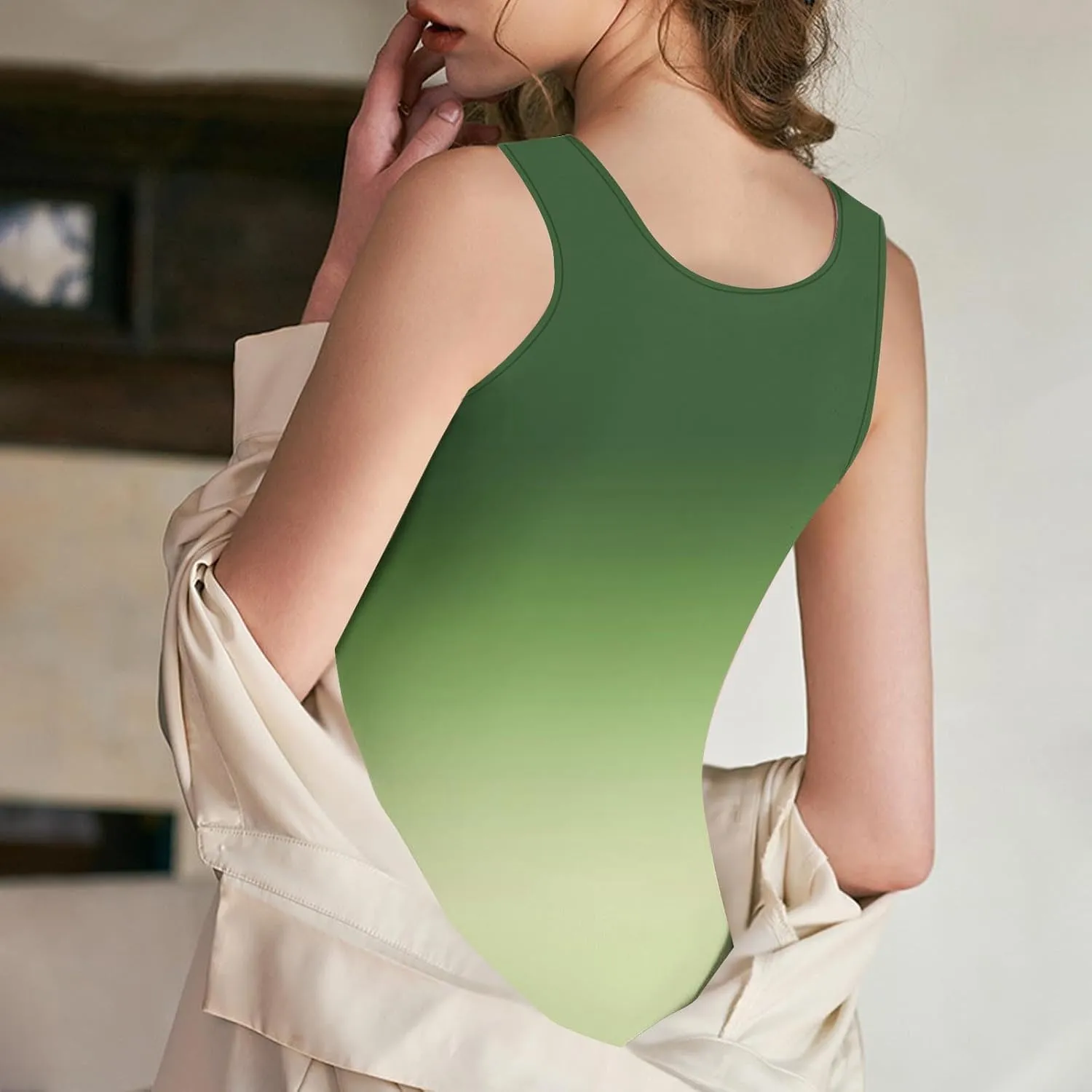 Built in Bra Tank Tops for Women Gradient Color Camisole Casual Basic Cami Shirts Stretchy Sports Athletic Top