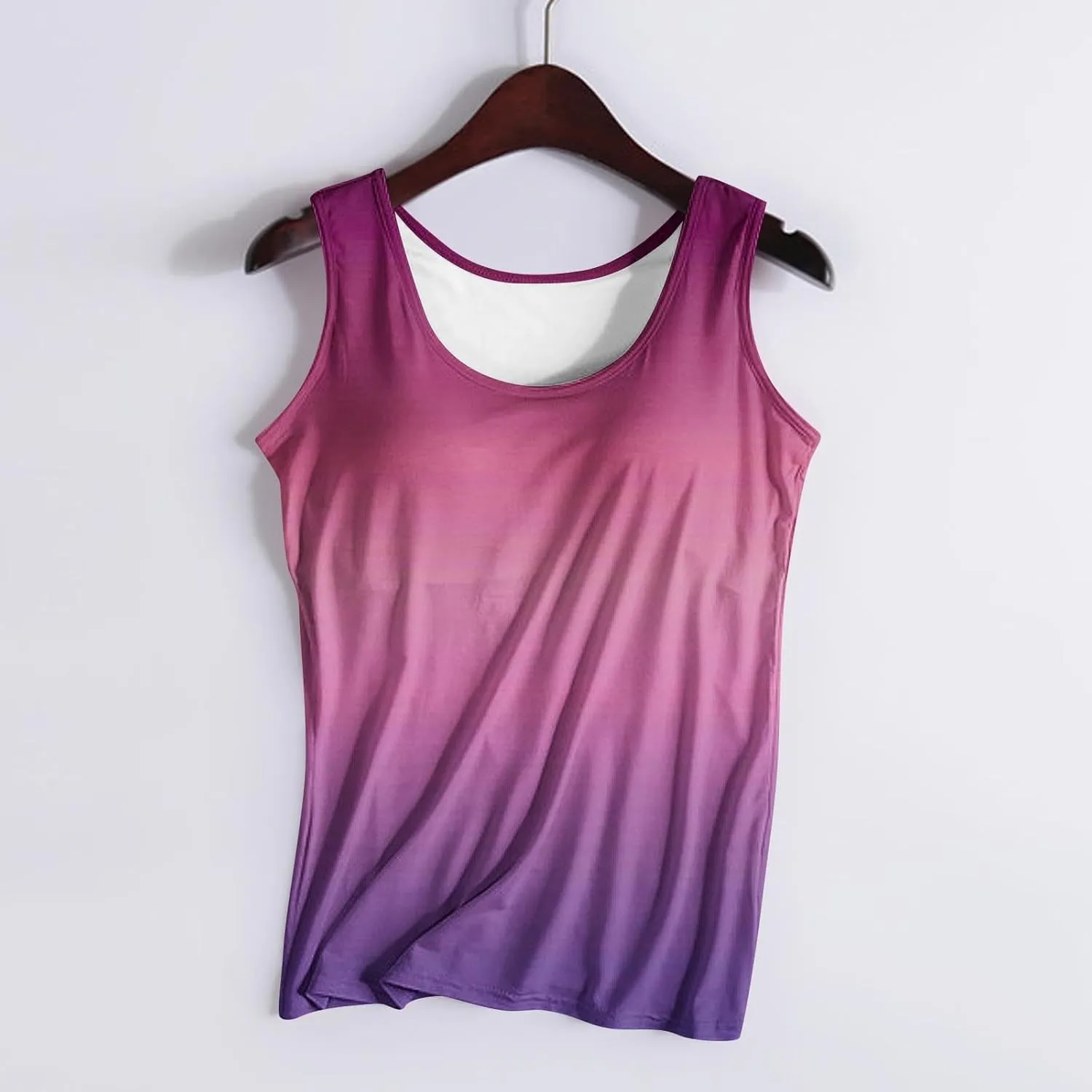 Built in Bra Tank Tops for Women Gradient Color Camisole Casual Basic Cami Shirts Stretchy Sports Athletic Top