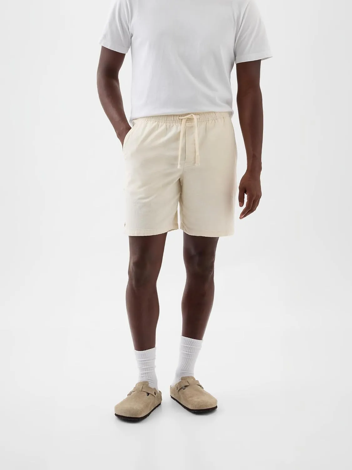 GAP Men's 8" Easy Linen Shorts