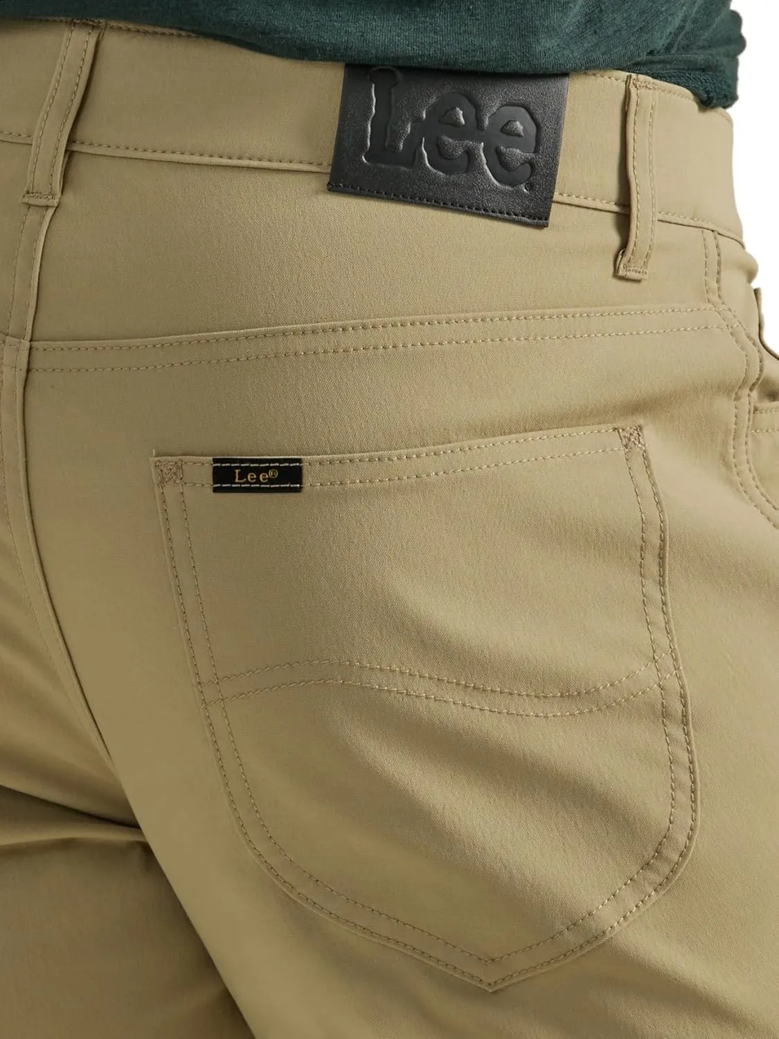 Lee Men's Extreme Motion 5 Pocket Synthetic Straight Pant