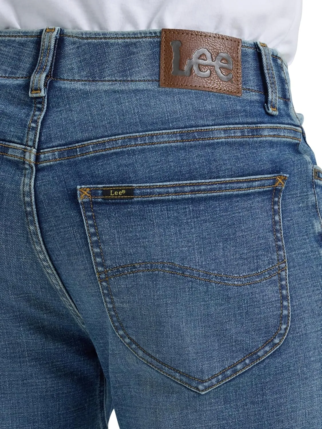 Lee Men's Extreme Motion Regular Taper Jean
