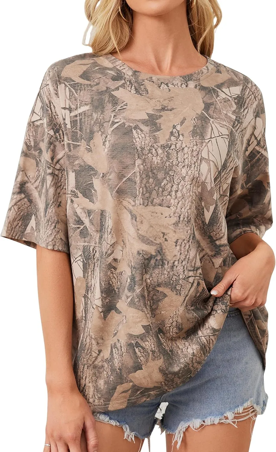 Oversized Camo T Shirts for Women Men Maple Leaf Short Sleeve Camo Tee Shirt Summer Casual Graphic Tops Streetwear