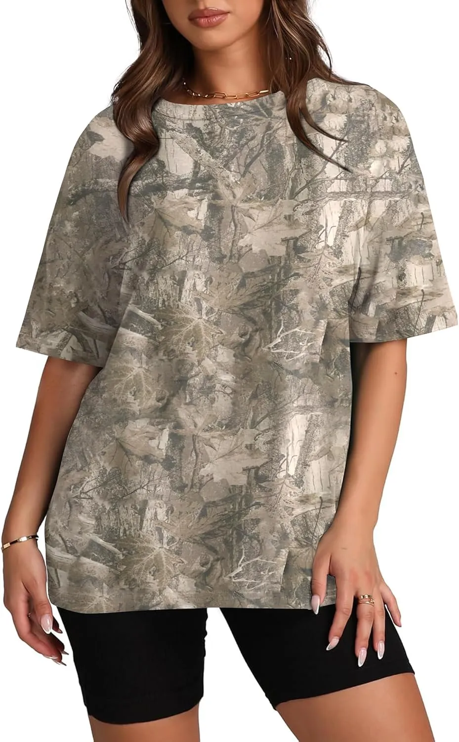 Oversized Camo T Shirts for Women Men Maple Leaf Short Sleeve Camo Tee Shirt Summer Casual Graphic Tops Streetwear