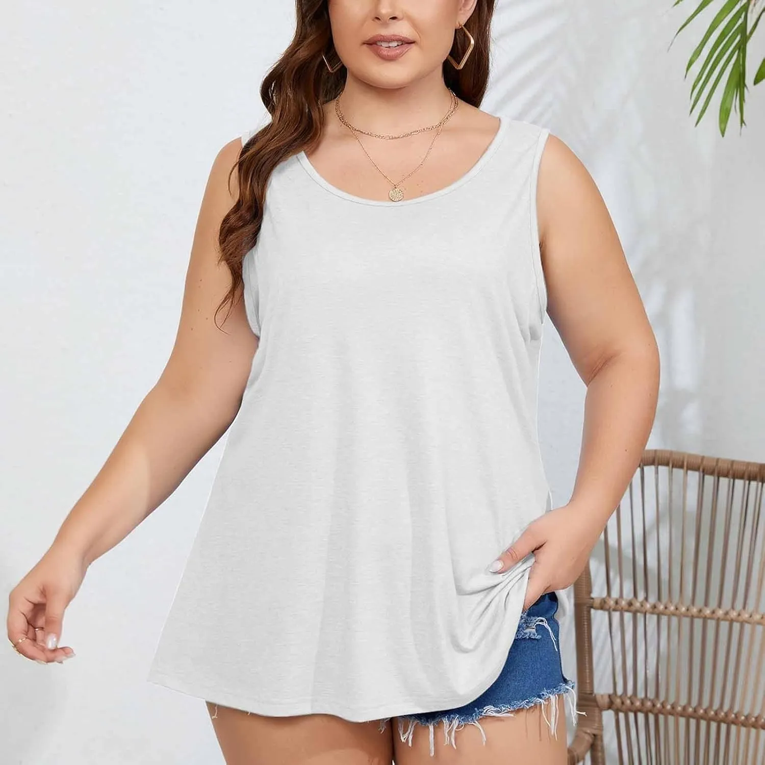 Women's Plus Size Tank Tops Stretchy Round Neck Sleeveless Summer Shirts Comfy Loose Fit Clothes Workout Casual